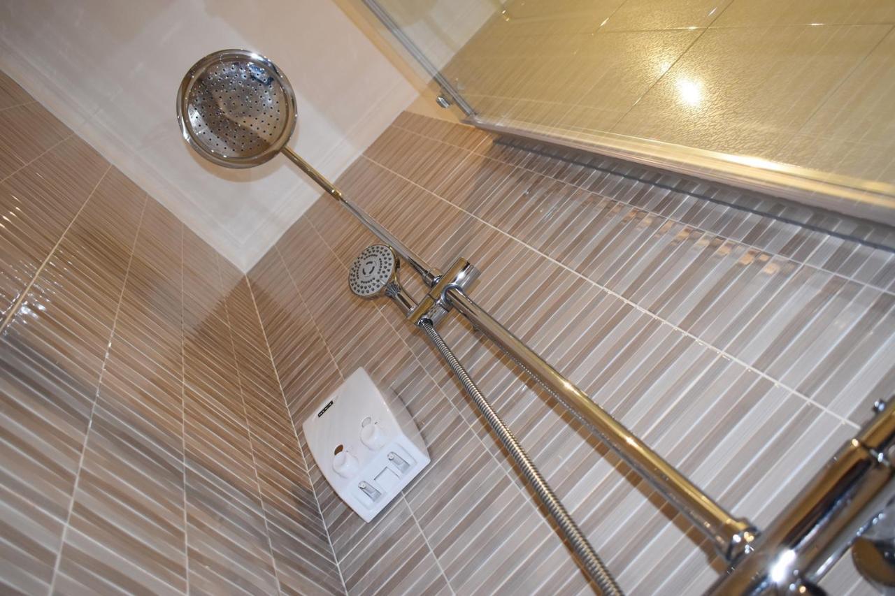 Apartamento Pórtico Paraíso Apartment Ourense Bagian luar foto