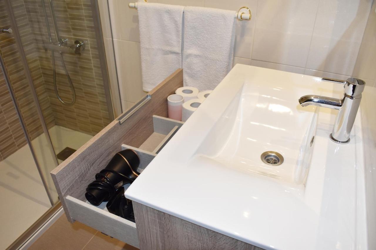 Apartamento Pórtico Paraíso Apartment Ourense Bagian luar foto